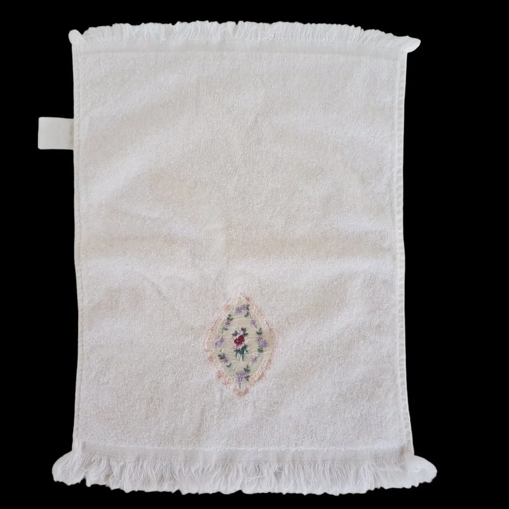 Vintage Fringed Guest Towels 2 White Embroidered Satin Applique 12